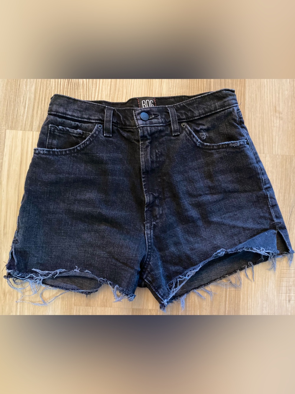 ❤️‍🔥❤️‍🔥BDG Black High-Rise Girlfriend Frayed Hem Denim Shorts